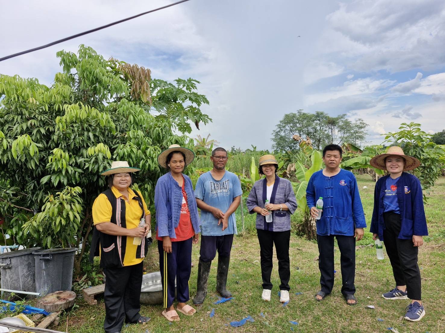 ?พช.ภูผาม่าน บสำรวจข้อมูลสถานะศูนย์เรียนรู้การพัฒนาคุณภาพชีวิตตามหลักทฤษฎีใหม่ ประยุกต์สู่ “โคก หนอง นา”